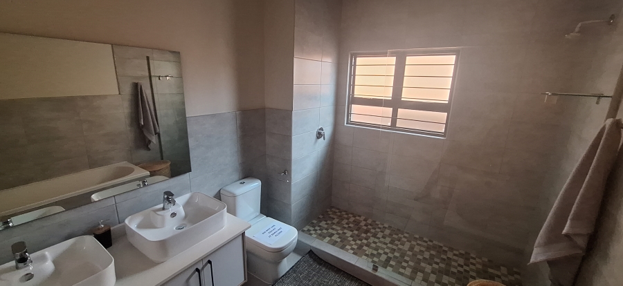 To Let 3 Bedroom Property for Rent in Olympus AH Gauteng