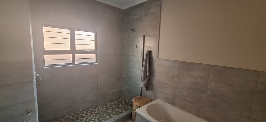 To Let 3 Bedroom Property for Rent in Olympus AH Gauteng