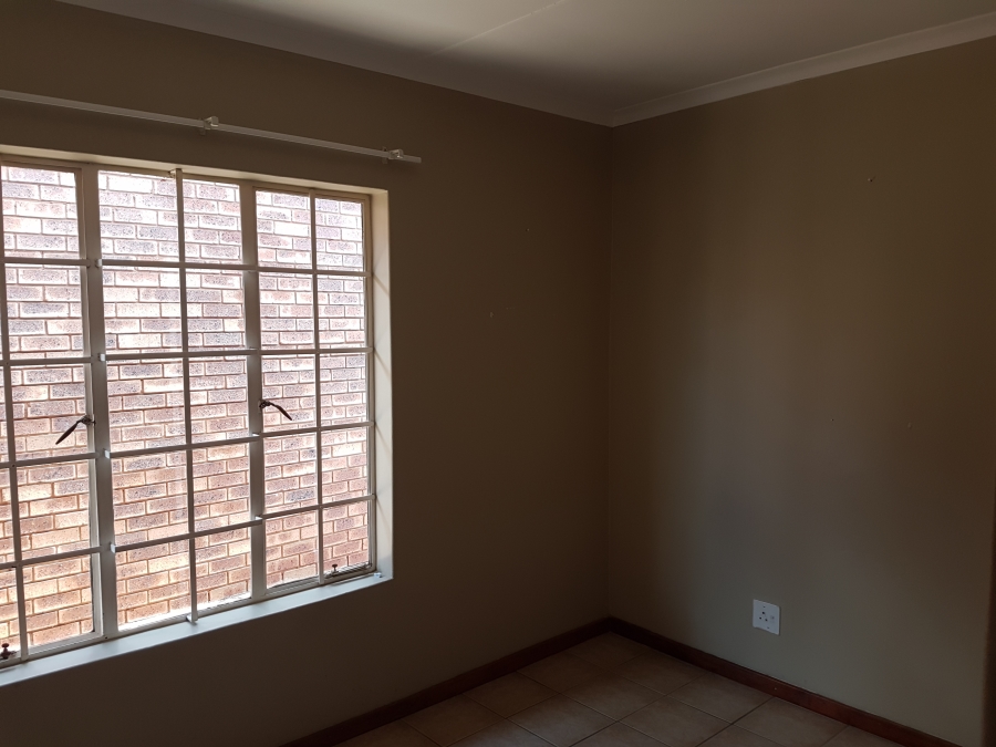 3 Bedroom Property for Sale in Magalieskruin Gauteng