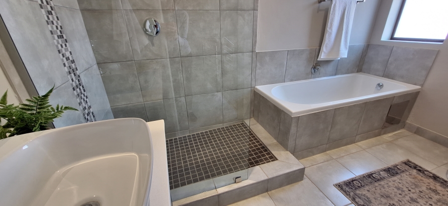 3 Bedroom Property for Sale in Sinoville Gauteng