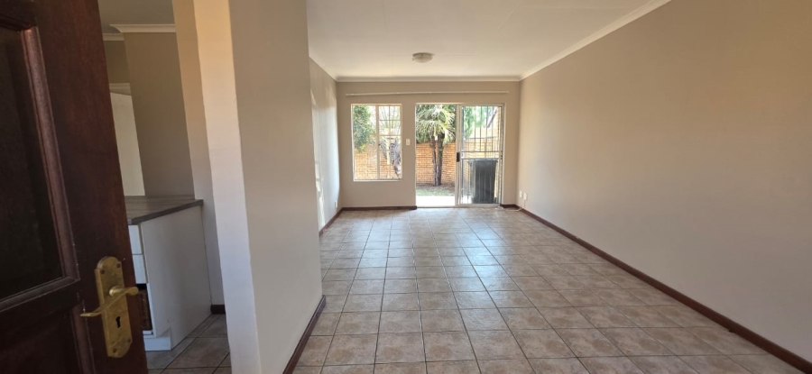 2 Bedroom Property for Sale in Sinoville Gauteng