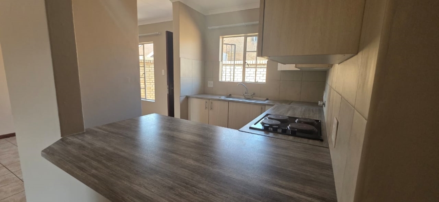 2 Bedroom Property for Sale in Sinoville Gauteng