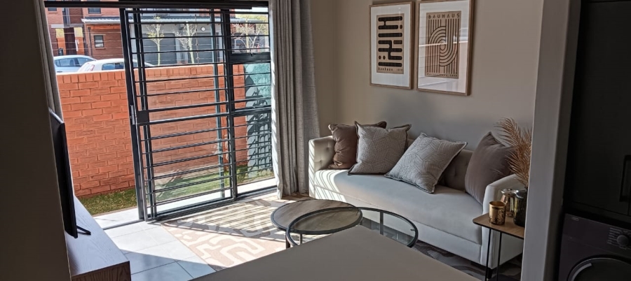 To Let 2 Bedroom Property for Rent in Sinoville Gauteng