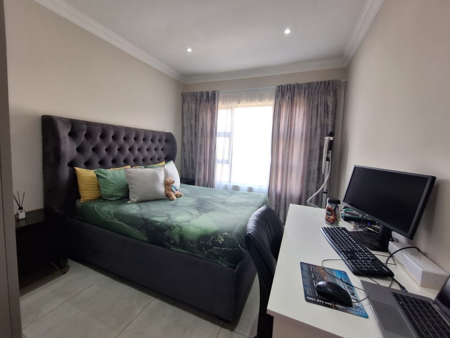 3 Bedroom Property for Sale in Rensburg Gauteng
