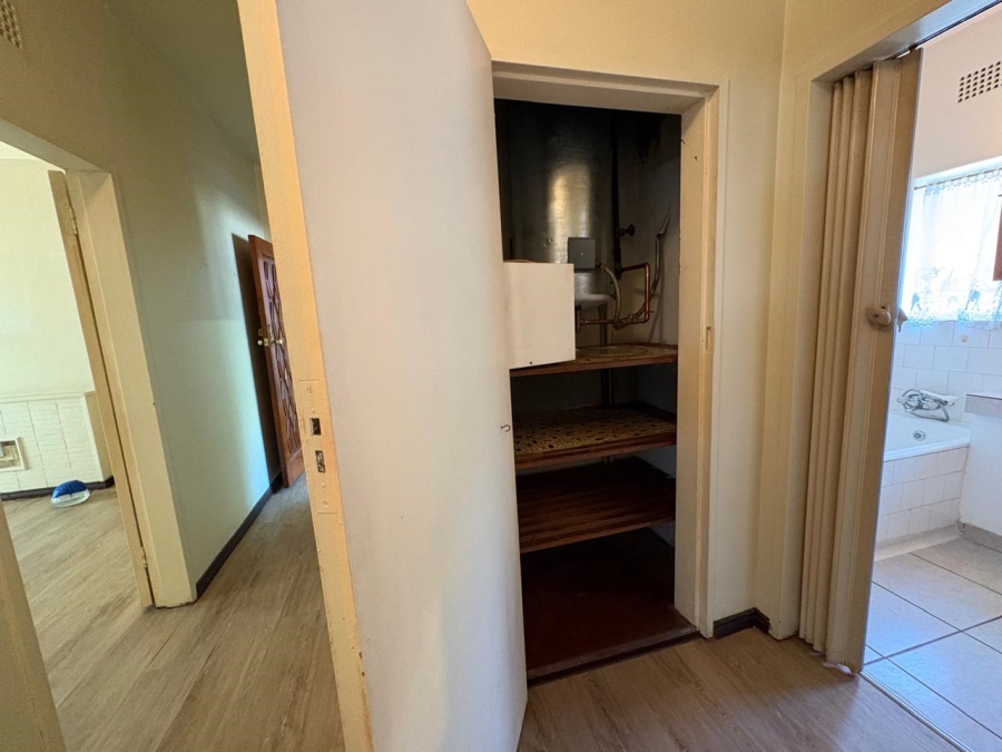 2 Bedroom Property for Sale in Three Rivers Proper Gauteng