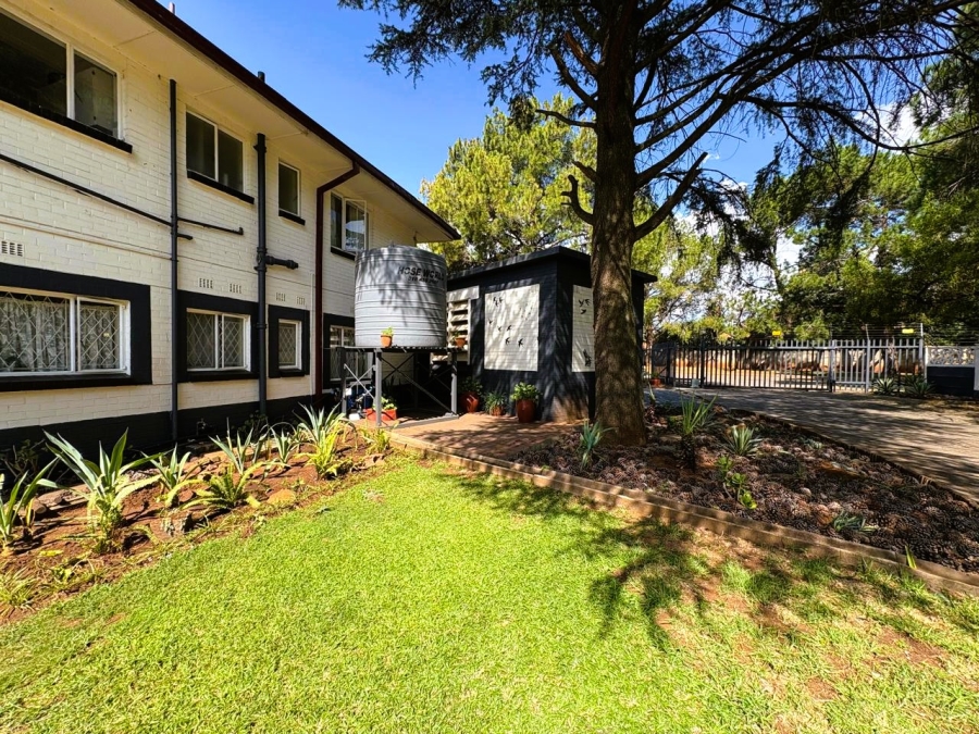 2 Bedroom Property for Sale in Three Rivers Proper Gauteng