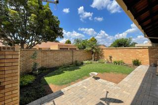 2 Bedroom Property for Sale in Sinoville Gauteng