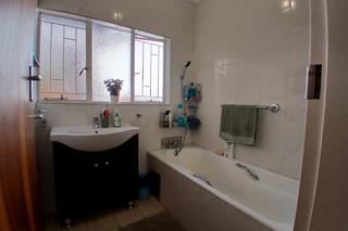 4 Bedroom Property for Sale in Magalieskruin Gauteng