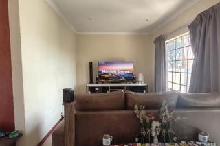 1 Bedroom Property for Sale in Annlin Gauteng