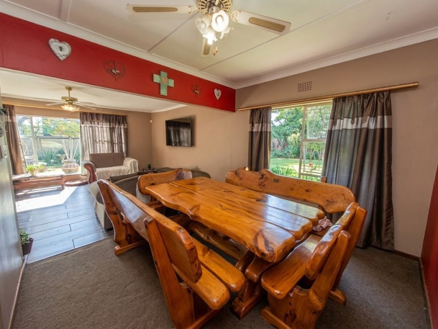 4 Bedroom Property for Sale in Three Rivers Gauteng