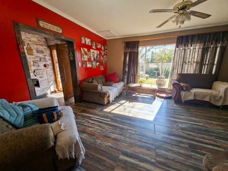 4 Bedroom Property for Sale in Three Rivers Gauteng