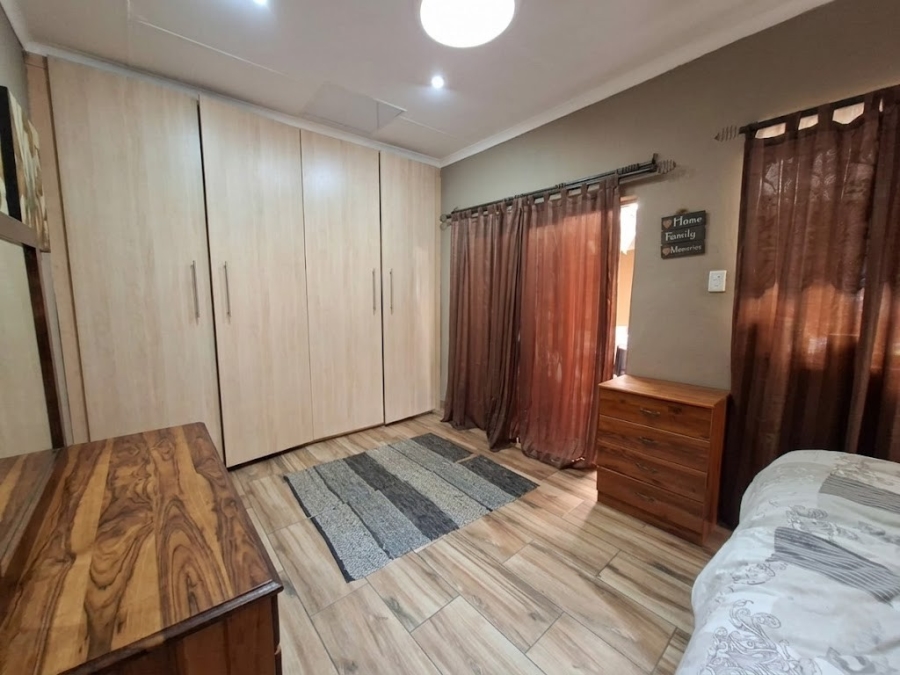 4 Bedroom Property for Sale in Three Rivers Gauteng