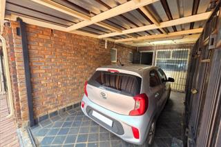 2 Bedroom Property for Sale in Sinoville Gauteng