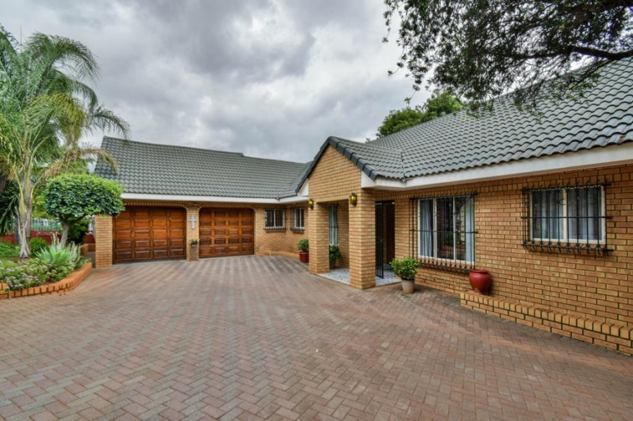 4 Bedroom Property for Sale in Wonderboom Gauteng