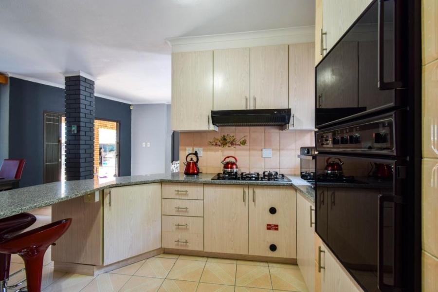 4 Bedroom Property for Sale in Wonderboom Gauteng