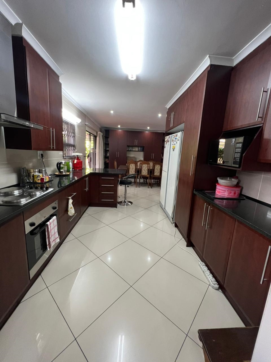 To Let 3 Bedroom Property for Rent in New Redruth Gauteng