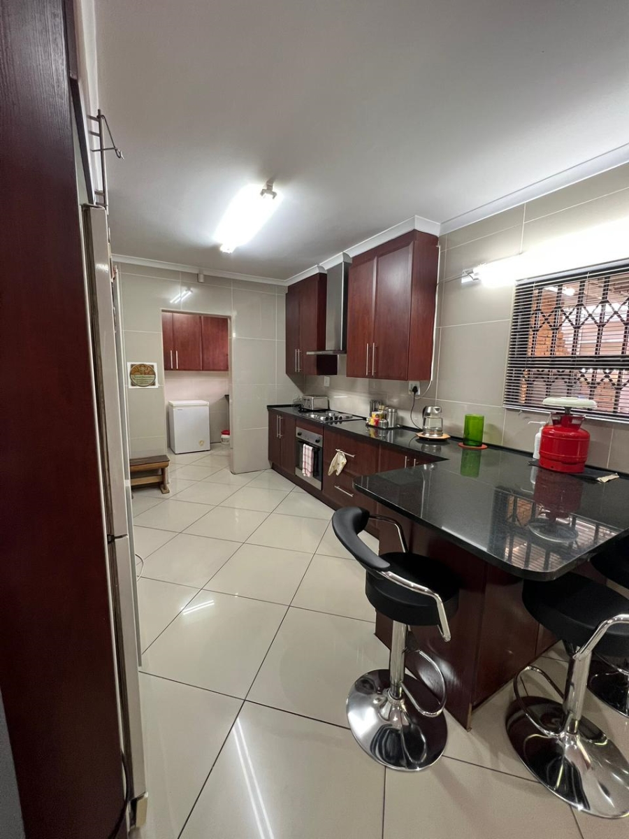 To Let 3 Bedroom Property for Rent in New Redruth Gauteng