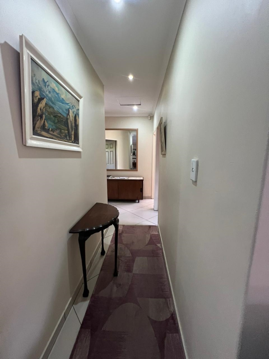 To Let 3 Bedroom Property for Rent in New Redruth Gauteng