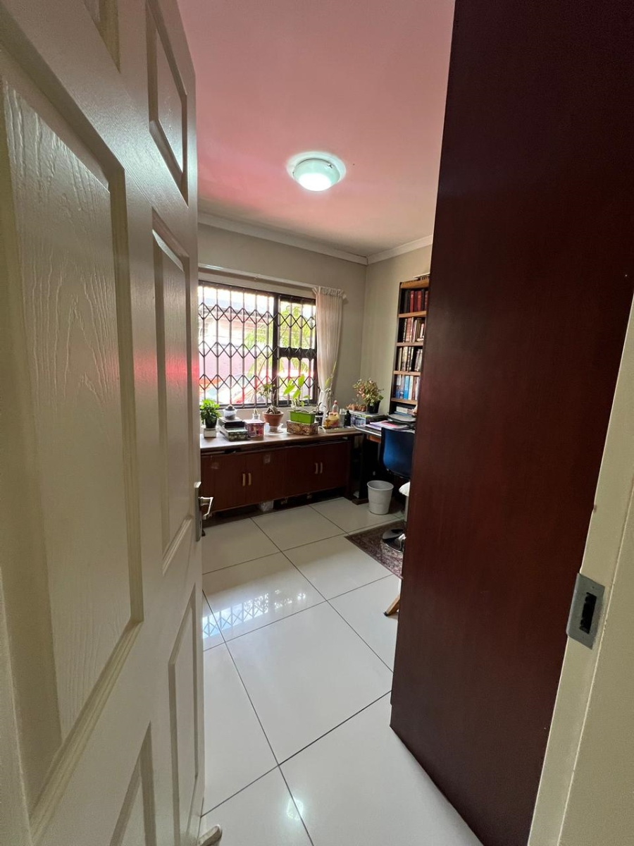 To Let 3 Bedroom Property for Rent in New Redruth Gauteng