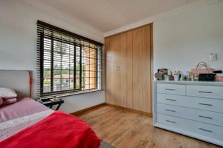 5 Bedroom Property for Sale in Gezina Gauteng