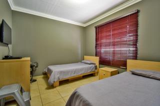 5 Bedroom Property for Sale in Gezina Gauteng