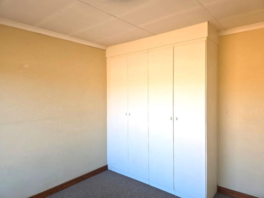2 Bedroom Property for Sale in Annlin Gauteng