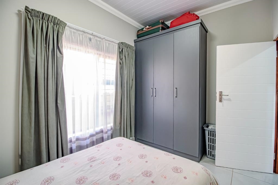 2 Bedroom Property for Sale in Annlin Gauteng