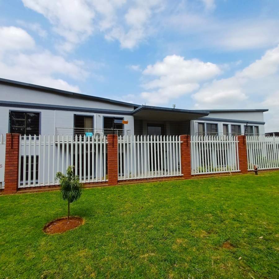 To Let commercial Property for Rent in Kliprivier Gauteng