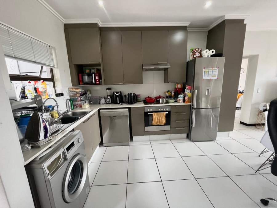 To Let 2 Bedroom Property for Rent in Lonehill Gauteng