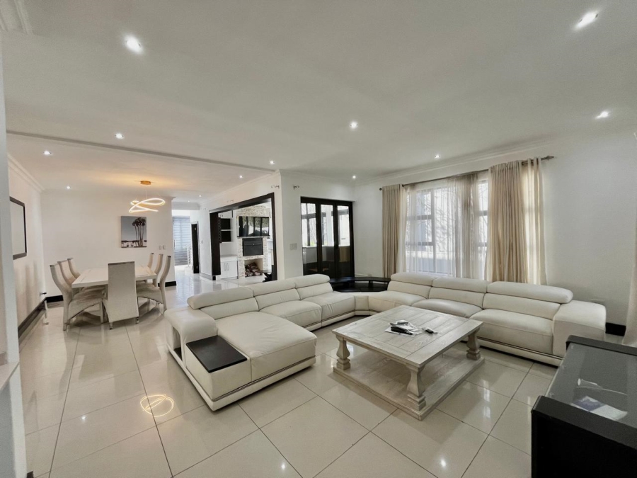 To Let 4 Bedroom Property for Rent in Rivonia Gauteng