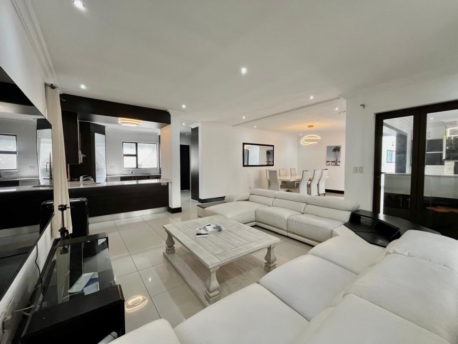 To Let 4 Bedroom Property for Rent in Rivonia Gauteng