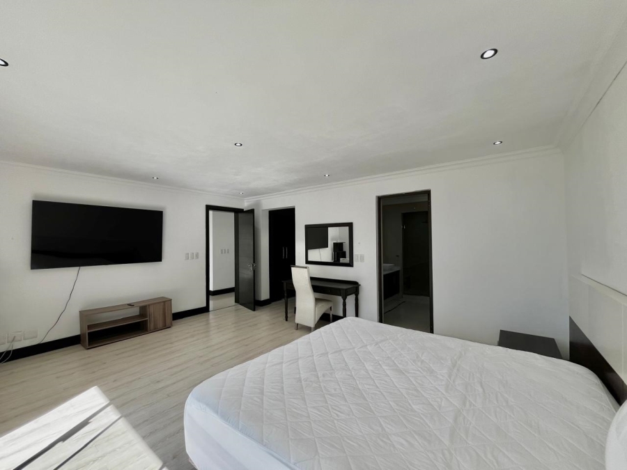 To Let 4 Bedroom Property for Rent in Rivonia Gauteng