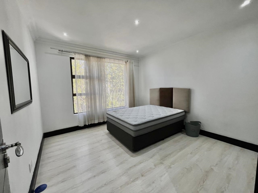 To Let 4 Bedroom Property for Rent in Rivonia Gauteng