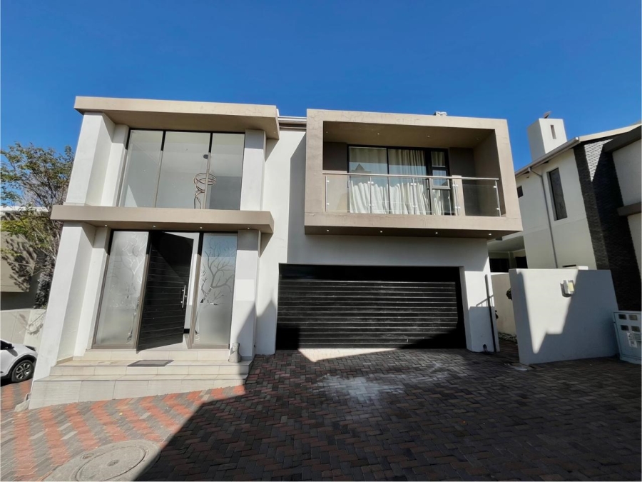 To Let 4 Bedroom Property for Rent in Rivonia Gauteng