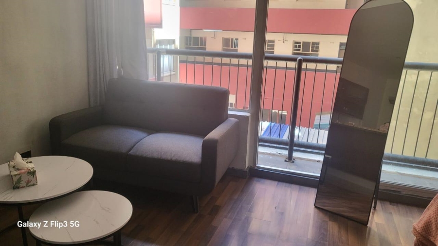 To Let 1 Bedroom Property for Rent in Braamfontein Gauteng