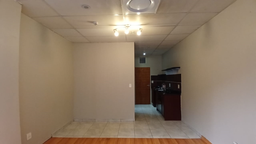 To Let 1 Bedroom Property for Rent in Marshalltown Gauteng