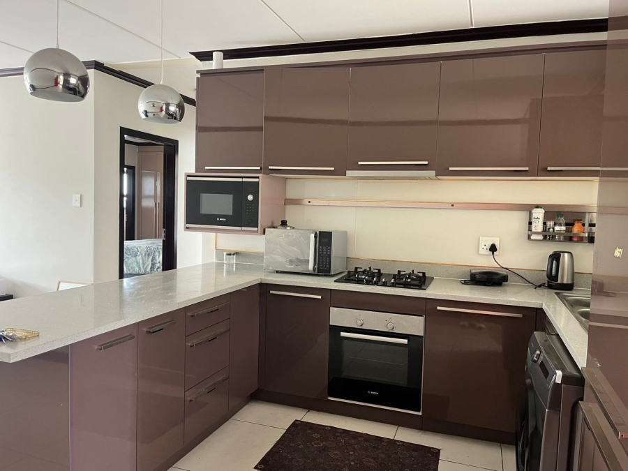 To Let 2 Bedroom Property for Rent in Broadacres Gauteng