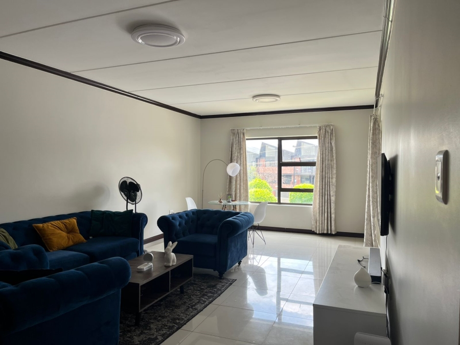 To Let 2 Bedroom Property for Rent in Broadacres Gauteng