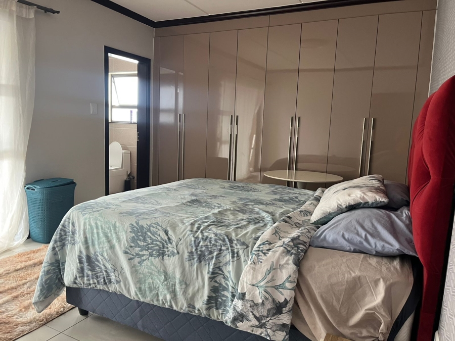 To Let 2 Bedroom Property for Rent in Broadacres Gauteng