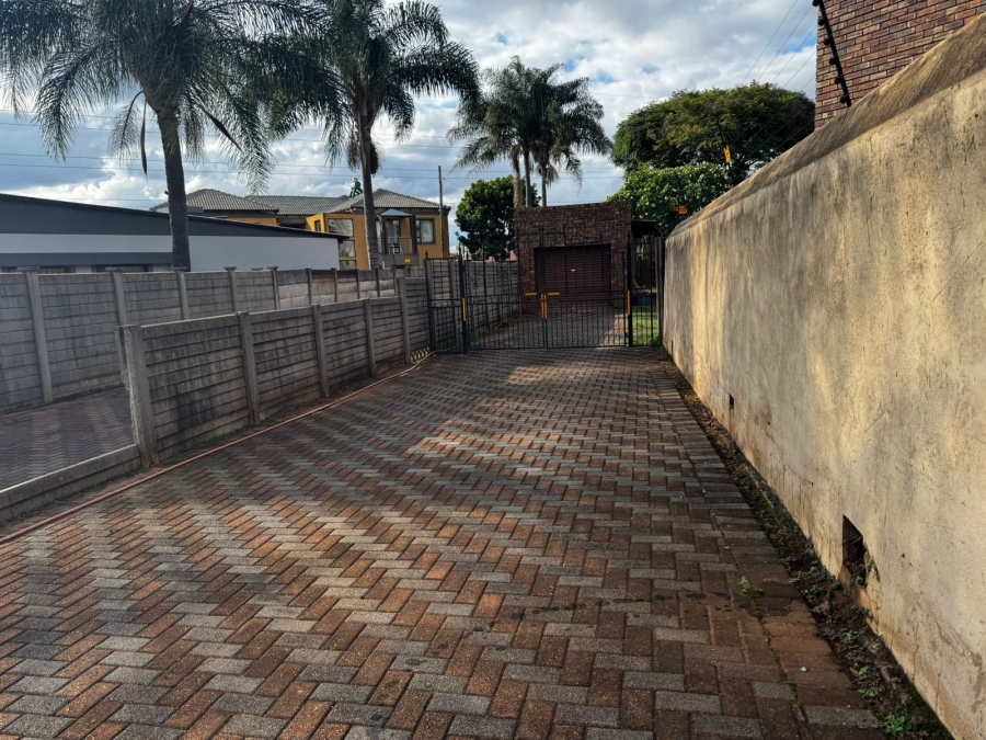 3 Bedroom Property for Sale in The Orchards Gauteng