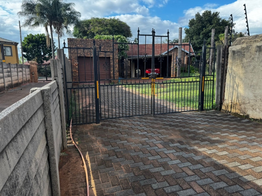 3 Bedroom Property for Sale in The Orchards Gauteng