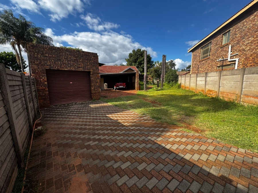 3 Bedroom Property for Sale in The Orchards Gauteng