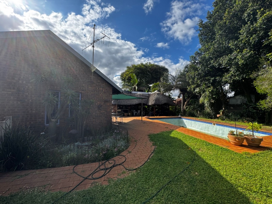3 Bedroom Property for Sale in The Orchards Gauteng