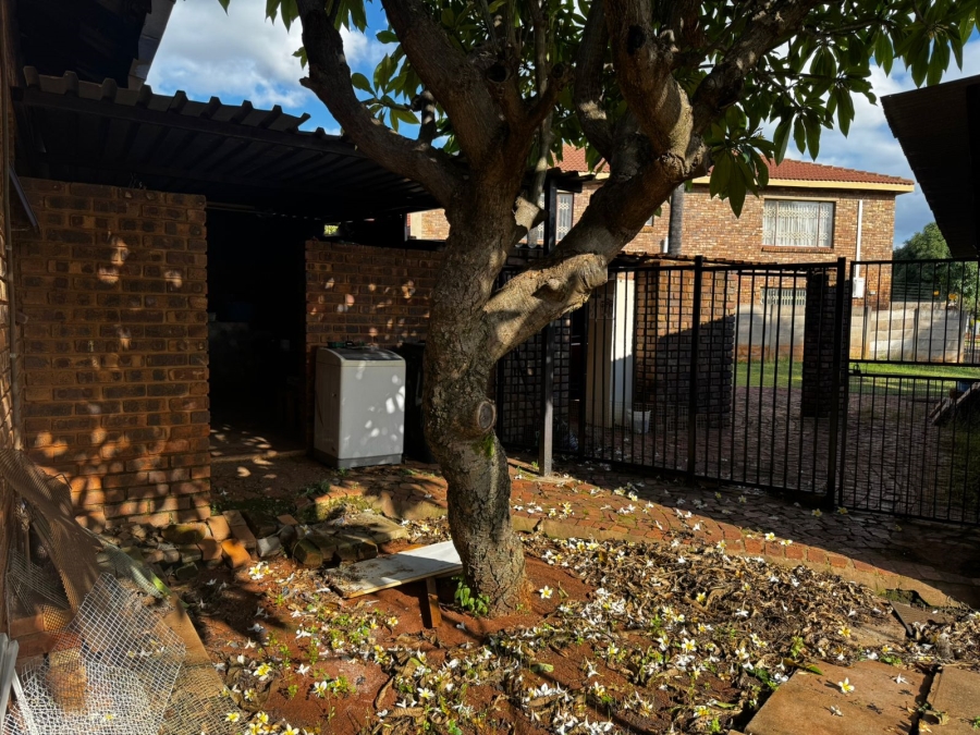 3 Bedroom Property for Sale in The Orchards Gauteng