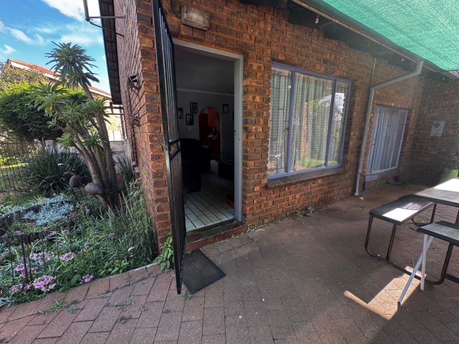 3 Bedroom Property for Sale in The Orchards Gauteng