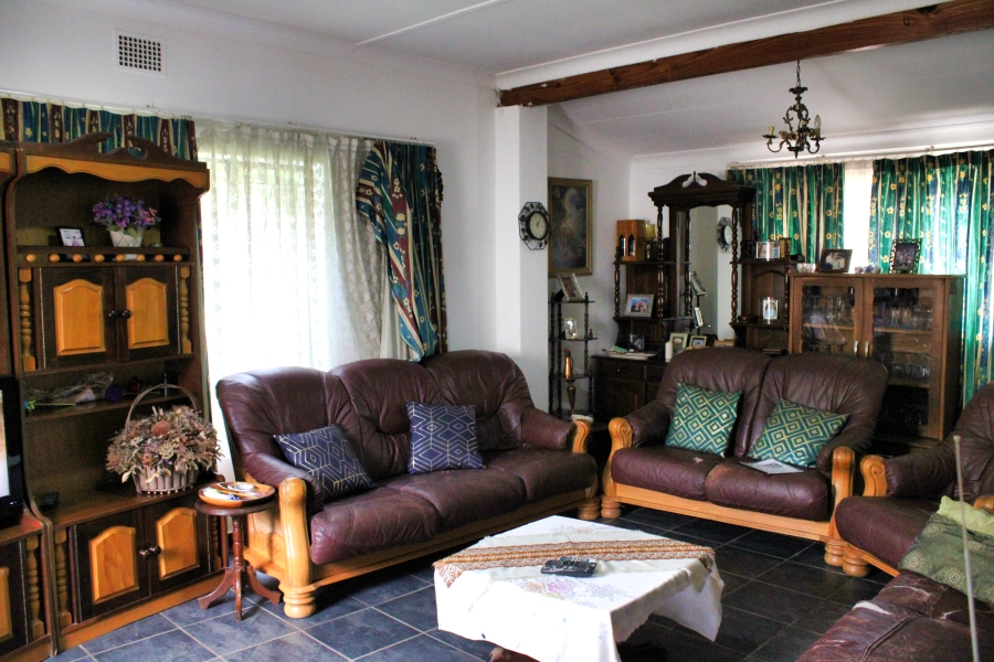 5 Bedroom Property for Sale in Pretoria Gardens Gauteng