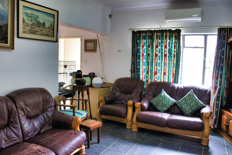 5 Bedroom Property for Sale in Pretoria Gardens Gauteng