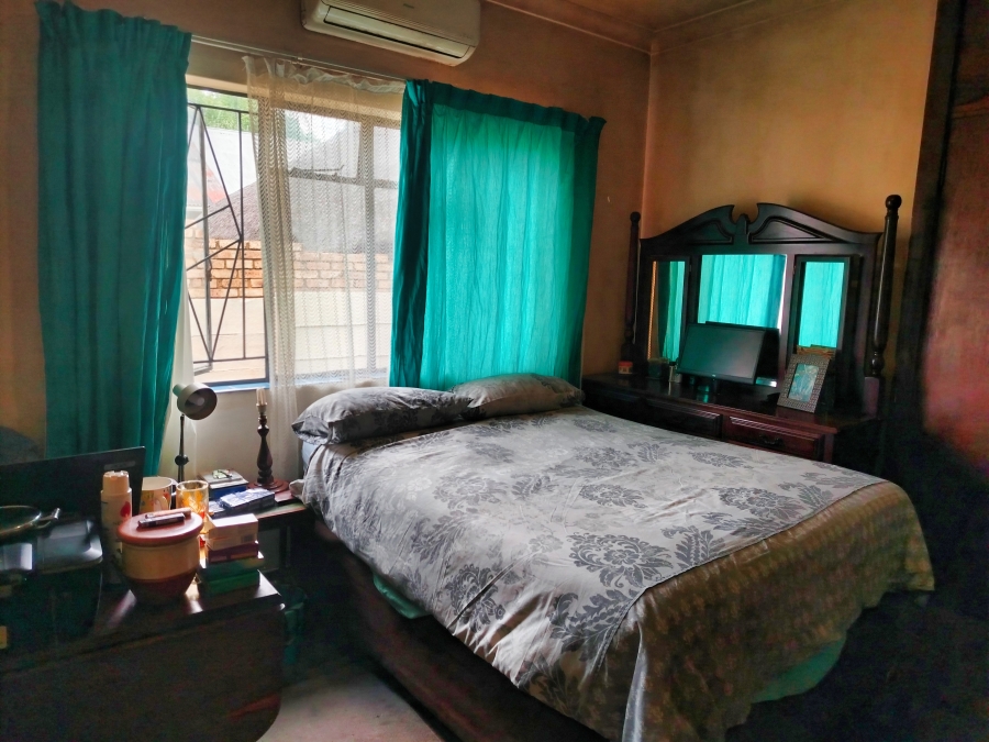 5 Bedroom Property for Sale in Pretoria Gardens Gauteng