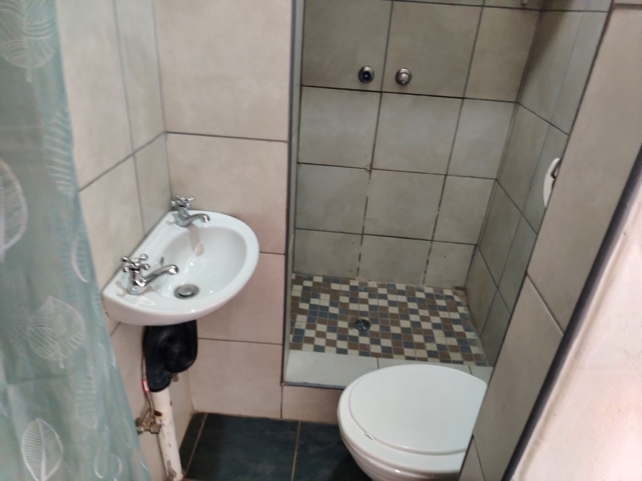 5 Bedroom Property for Sale in Pretoria Gardens Gauteng