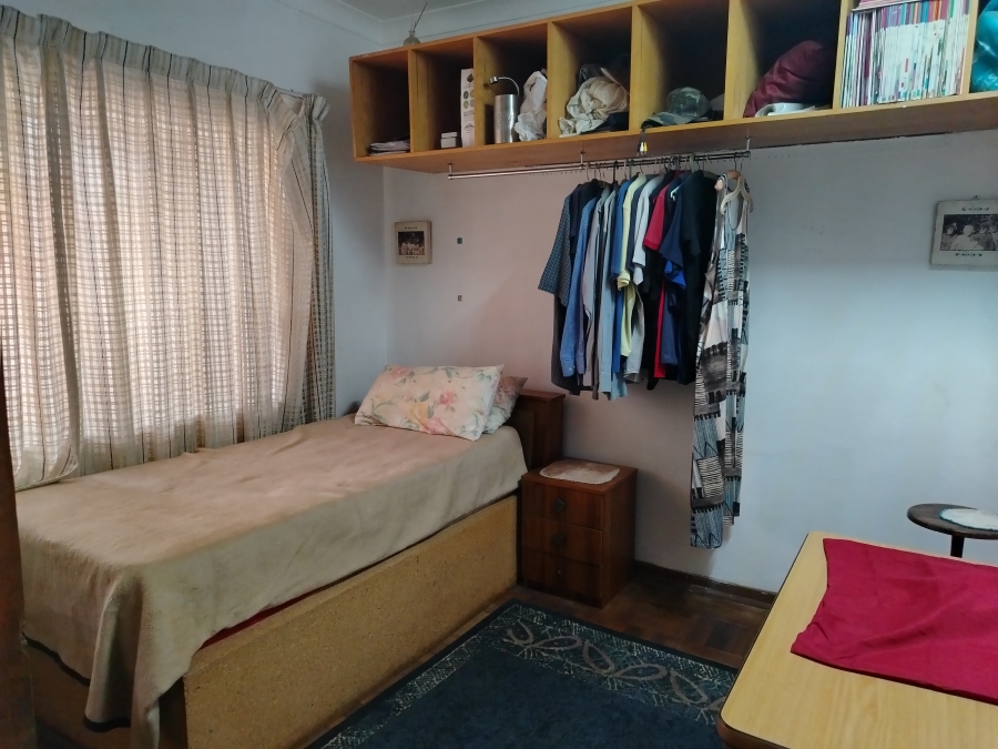 5 Bedroom Property for Sale in Pretoria Gardens Gauteng